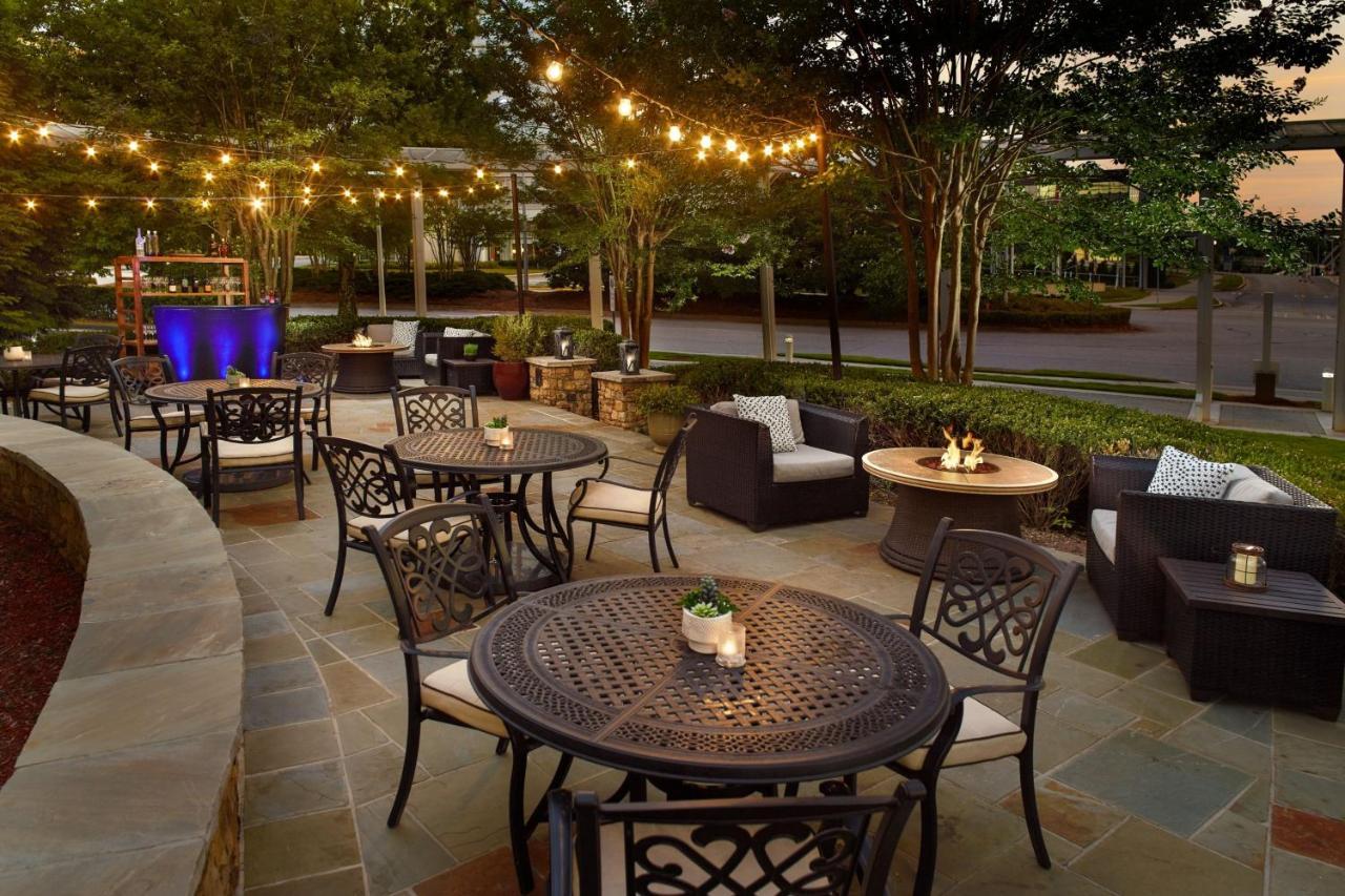 Отель Atlanta Airport Marriott Gateway Колледж Парк Экстерьер фото